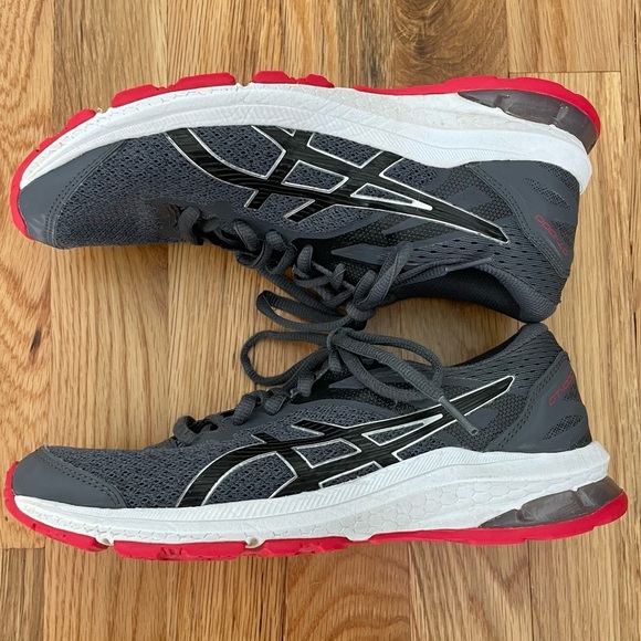Kids ASICS GT-1000 10 GS Red, Gray & Black Sneakers Tennis Shoes Size 4.5 - Picture 3 of 6